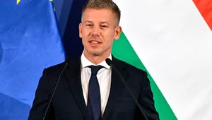 Miniatura: Magyar ściga politycznego konkurenta....