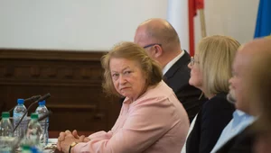 Miniatura: "Szara eminencja" PiS poza partią....