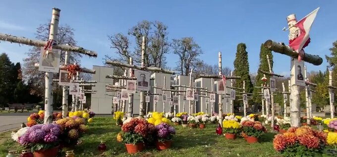 "Łączka" -&nbsp;kwatera "Ł" na&nbsp;Wojskowych Powązkach