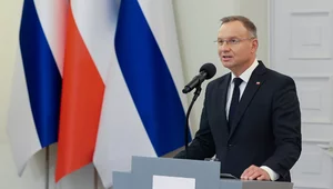 Miniatura: Prezydent: Premier po raz kolejny...