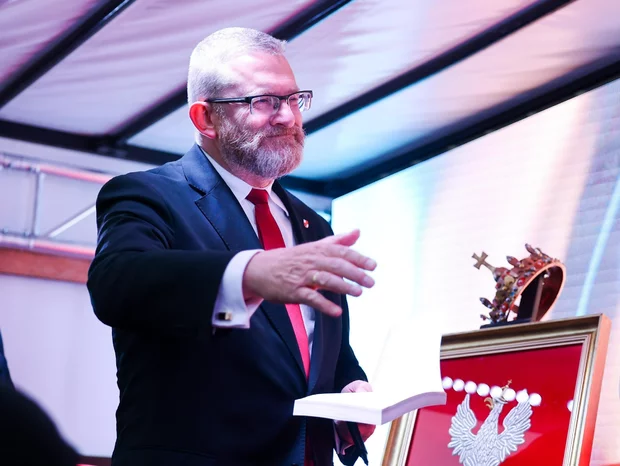 Miniatura: Biały słoń