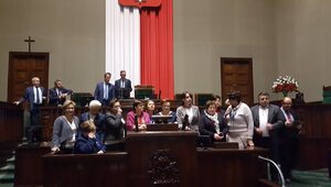 Miniatura: Wznowienie 34. posiedzenia Sejmu, wizyta...