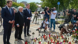 Miniatura: Kaczyński uczcił pamięć zmarłego...