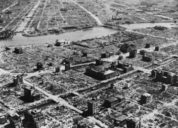 II wojna na&nbsp;Dalekim Wschodzie. Tokio po&nbsp;nalocie dywanowym, 1945 rok
