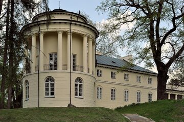 Pałac Dzieduszyckich w&nbsp;Zarzeczu (2012)