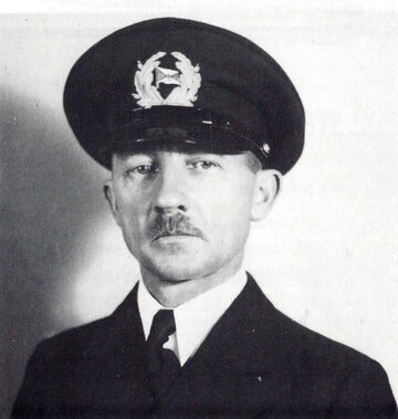Gustav Schr&ouml;der, kapitan "St. Louis'