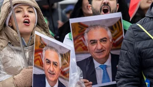 Miniatura: "Chamenei, demon, odszedł". Nowe...