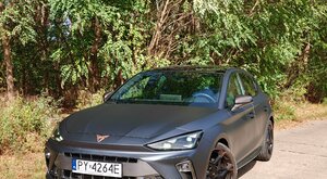 Miniatura: Cupra Leon