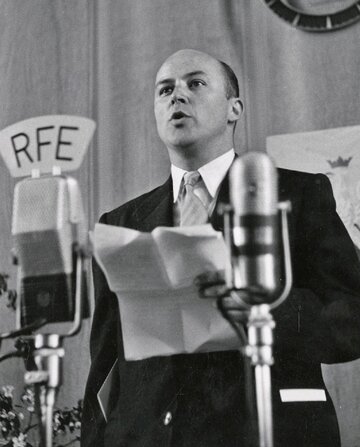 Jan Nowak-Jeziorański (1914&ndash;2005), pierwszy dyrektor Rozgłośni Polskiej RWE w&nbsp;Monachium