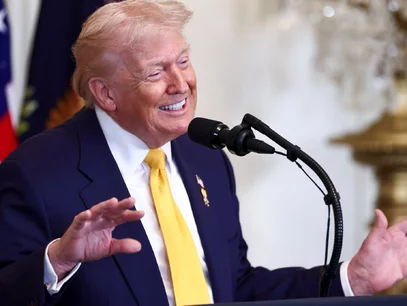 Miniatura: Trump przed dziennikarzami żartował z...