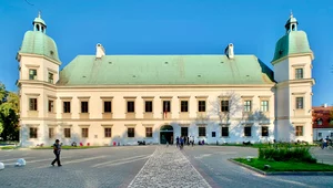 Miniatura: Centrum Sztuki Współczesnej prowadzi...