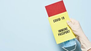 Hiszpania: Rozbito grupę fałszerzy "paszportów covidowych" i testów PCR