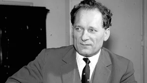 Miniatura: Sklejanie prawicy z komunizmem