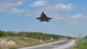 Miniatura: Nietypowe manewry w Finlandii. Piloci NATO...