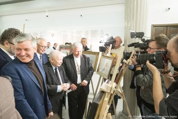 Wystawa prac artystycznych posła PiS Marka Suskiego w Sejmie Wystawa prac artystycznych posła PiS Marka Suskiego w Sejmie, grudzień 2025 r.