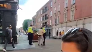 Miniatura: "Allahu akbar". Imigrant rzucił się z...