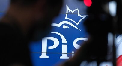 Miniatura: Żona posła PiS w PKOl? "Pracuje w marketingu"