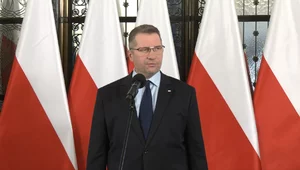 Miniatura: "Koalicja obroniła ministrów, ale nie...