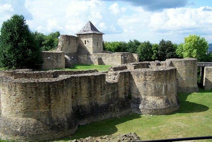 Zamek w Suczawie