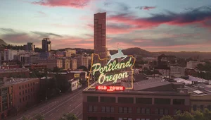 Miniatura: Trump zezwolił na wysłanie wojska i użycie...