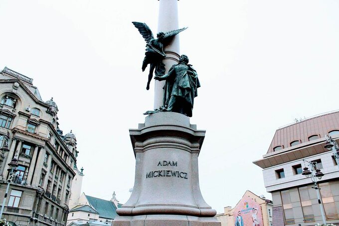 Pomnik Adama Mickiewicza we Lwowie
