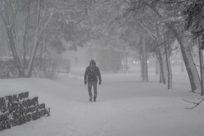 Miniatura: "Zostań w domu, jeśli możesz". Alert RCB...