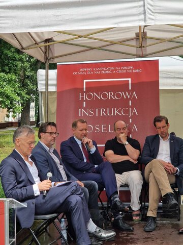 Debata "Honorowa instrukcja poselska" 