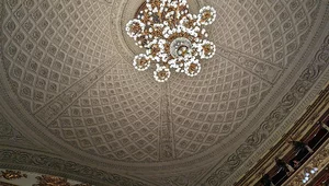 Miniatura: Cyrk w operze