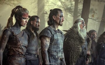 Kadr z&nbsp;serialu "Barbarzyńcy" (2020-2022)
