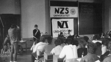 &bdquo;13 grudnia. Internowana młodość&rdquo; &ndash; kadr z&nbsp;filmu