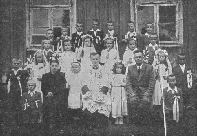 Karol Wojtyla na&nbsp;parafii w&nbsp;Niegowici jako wikary