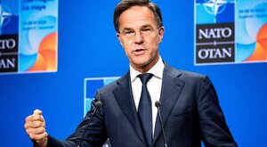 Miniatura: Szef NATO: Putinowi kończą się pieniądze,...