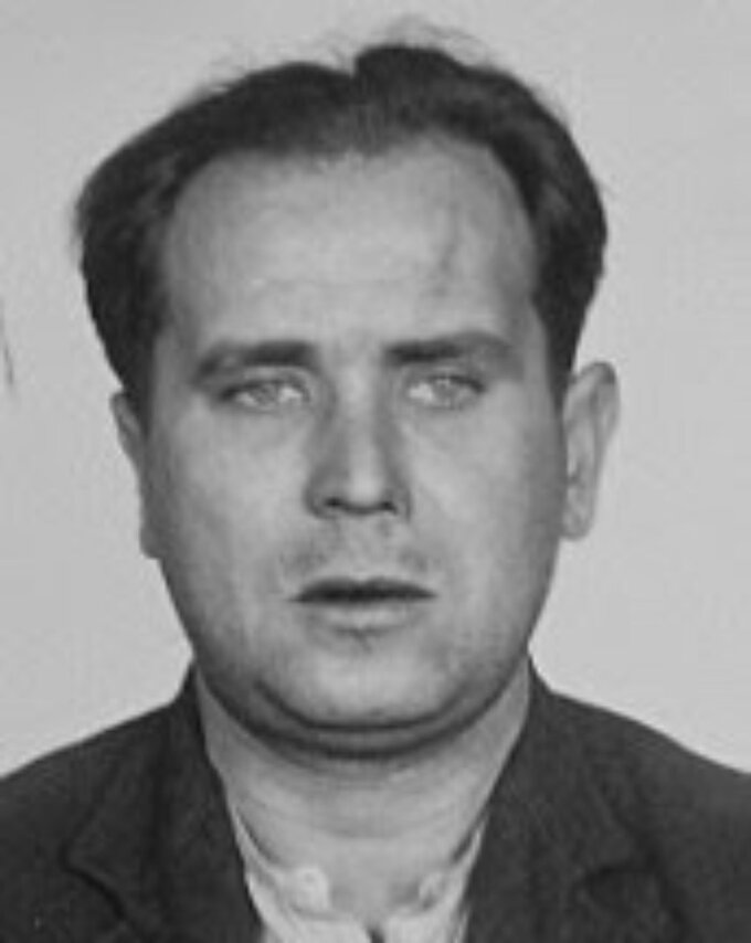 Jerzy Mondschein -&nbsp;zdjęcie wykonane przez Gestapo po&nbsp;azatrzymaniu; www. squadron.blogspot.com201205jerzy-tomasz-mondschein.html