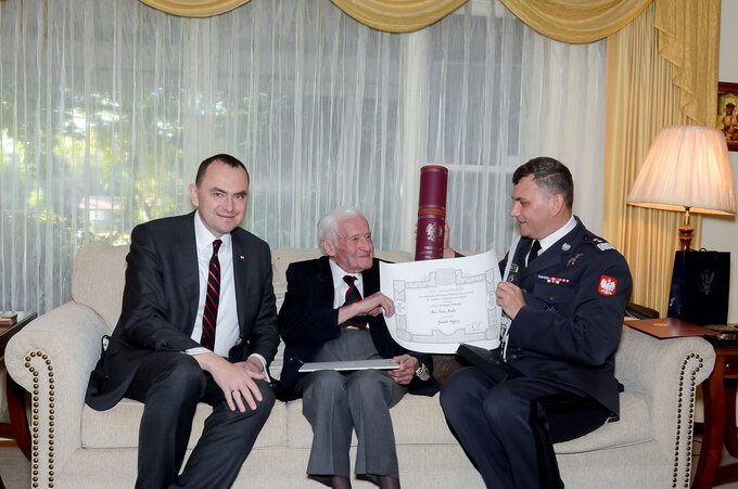 Wizyta ministra Adama Kwiatkowskiego w&nbsp;USA. Wręczenie aktu nominacji generalskiej pułkownikowi Emilowi Mentlowi