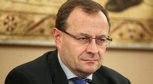 Miniatura: Prof. Dudek: Orban nie jest dla PiS tak...