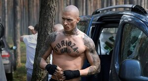 Miniatura: TVP nadaje przed wyborami brutalny film o...