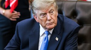 Miniatura: Trump chce zagłodzić Iran. Ogłosił "wojnę...