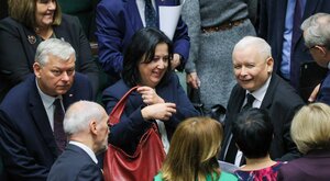 Miniatura: Kryzys w PiS. Panowie G.: Ostrożnie z...