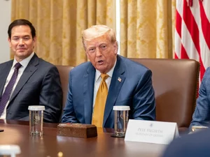 Miniatura: Nowe cła dla UE i Meksyku. Trump ogłosił...