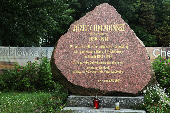 Obelisk w Kuklówce upamiętniający J. Chełmońskiego