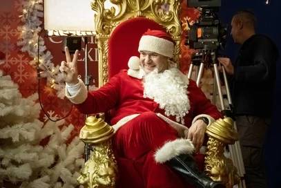 Miniatura: Kontrowersyjna reklama ze znanym aktorem....