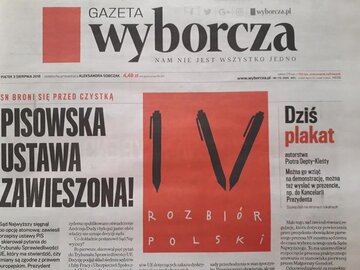 Plakat "IV rozbi&oacute;r Polski" w&nbsp;"Gazecie Wyborczej"