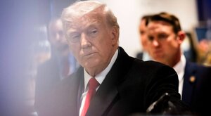 Miniatura: Co z tym złotym wiekiem?