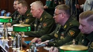 Miniatura: Dymisja szefa sztabu generalnego sił...