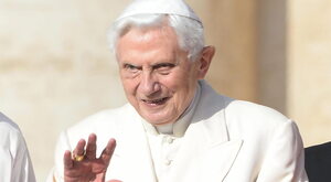 Miniatura: Komu przeszkadza Benedykt XVI