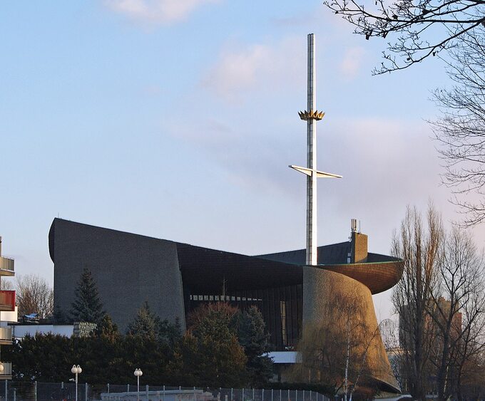 Kościół pw. Matki Bożej Królowej Polski (Arka Pana) w Krakowie