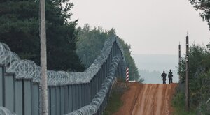 Miniatura: Polska niegotowa na wojnę. Miny produkuje...