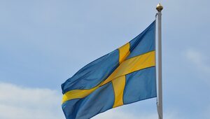 Szwecja: Imigranci, choć częściej chorują na COVID-19, rzadziej się...