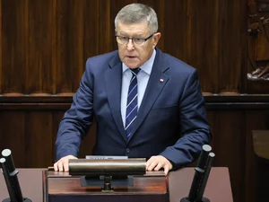 Miniatura: Kuźmiuk: Brakuje już 40 miliardów. Na...