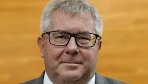 Miniatura: Czarnecki: Śmieszą mnie ataki Tuska i...